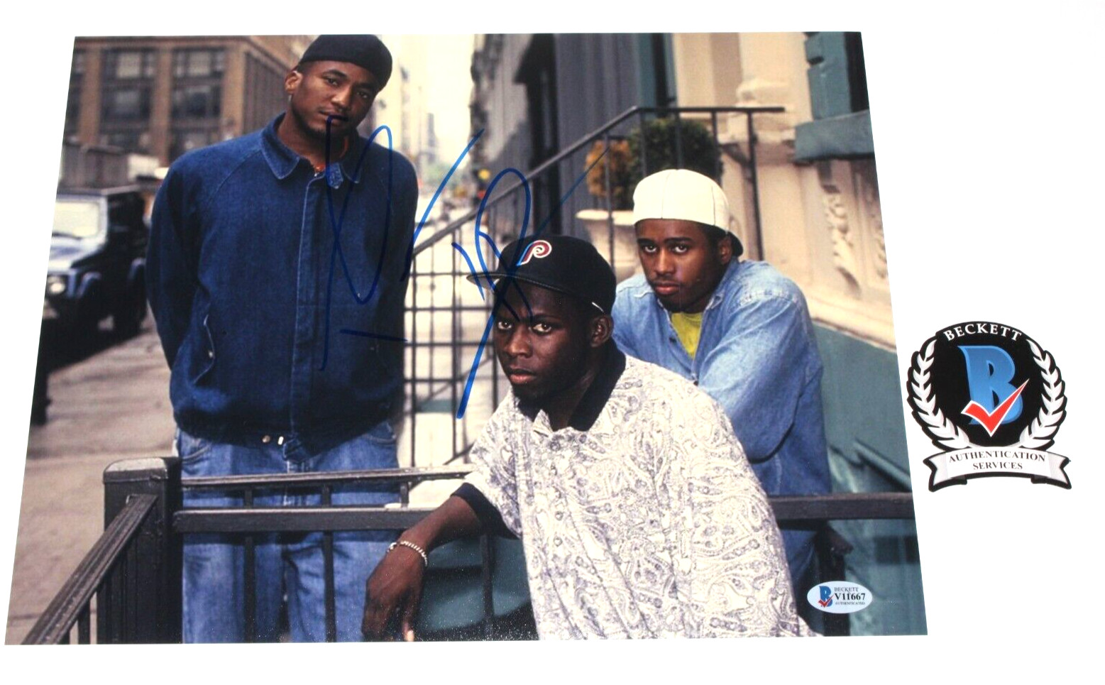 RAPPER Q-TIP A TRIBE CALLED QUEST SIGNED 11×14 GROUP PHOTO PROOF BECKETT COA BAS