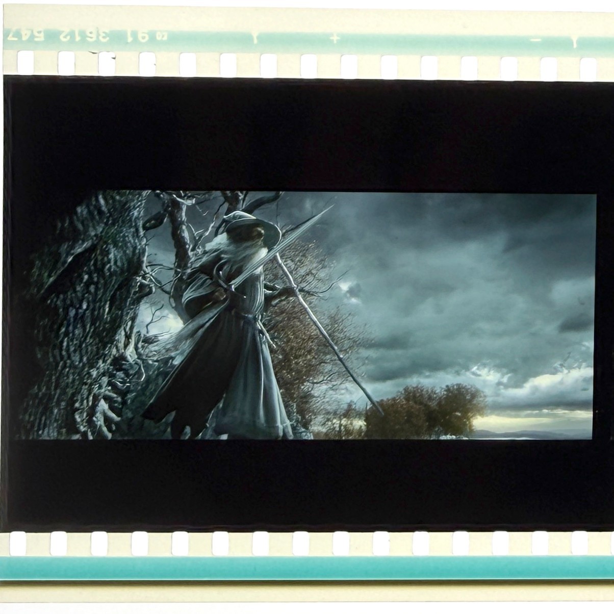 The Hobbit: The Desolation of Smaug – Gandalf – 70mm IMAX Film Cell – LOTR