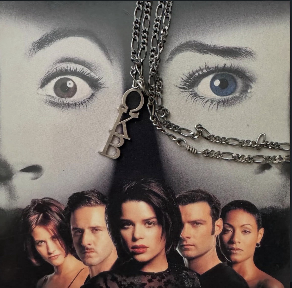Scream 2 Screen Used Sidney Prescott Omega Kappa Beta Necklace + COA – Ghostface
