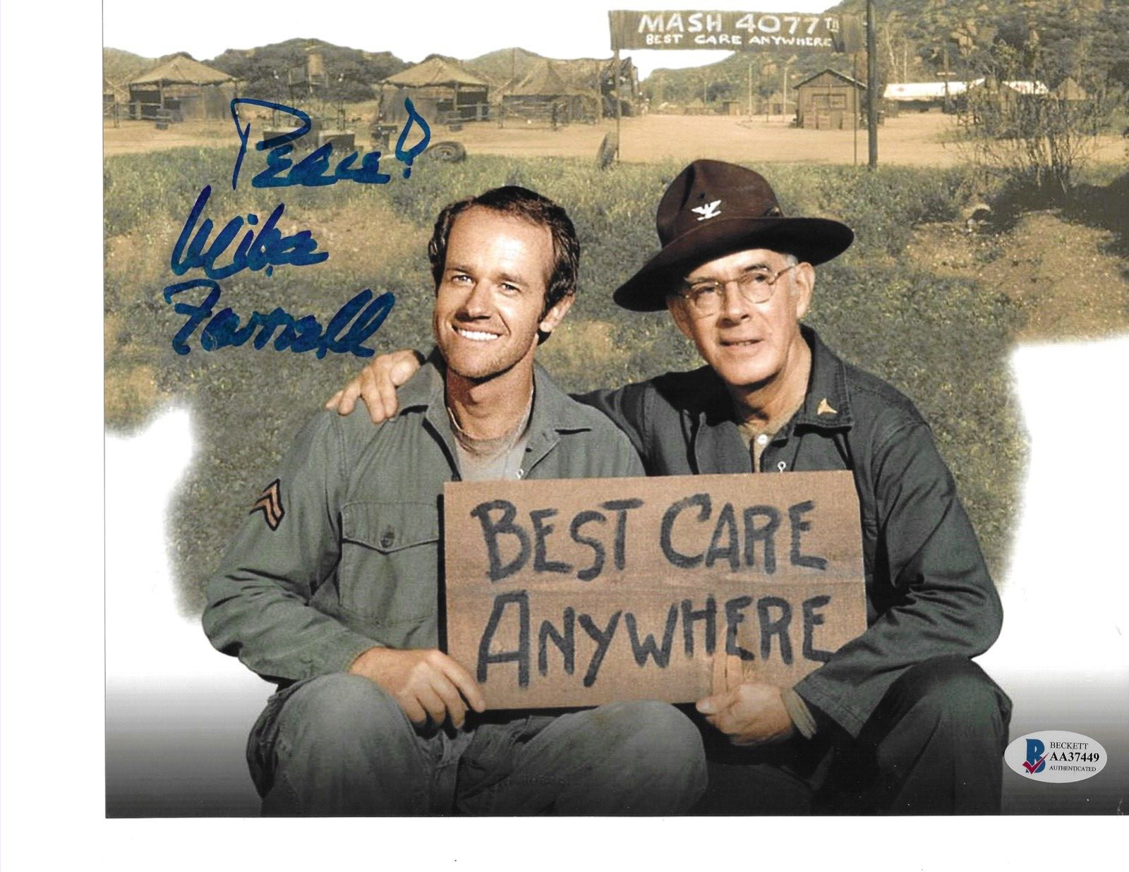 MIKE FARRELL HAND SIGNED RARE AUTOGRAPHED B. J. BJ HUNNICUTT MASH BECKETT COA