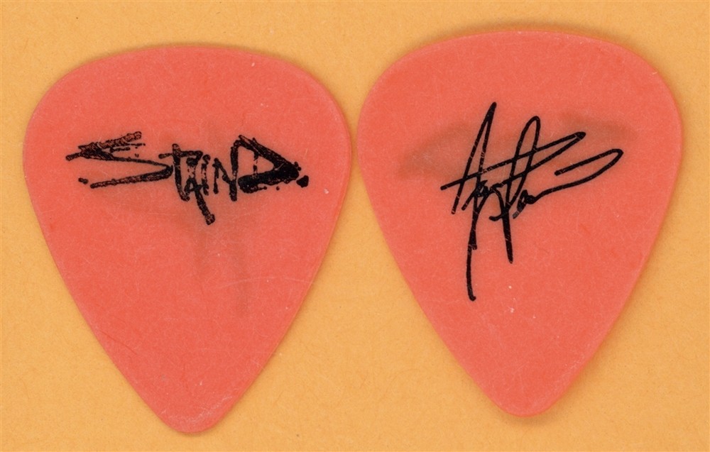 Staind Aaron Lewis Vintage Guitar Pick – 2003 14 Shades of Grey Tour