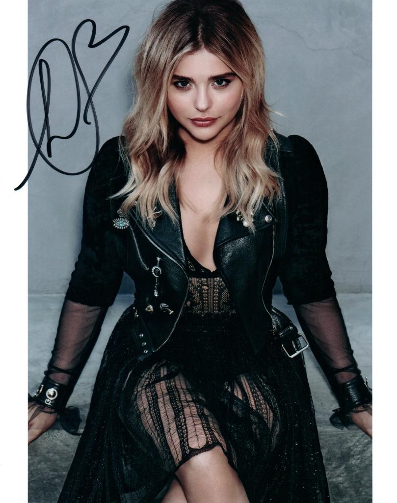 Chloe Grace Moretz Signed 8×10 Photo Autographed Picture plus COA