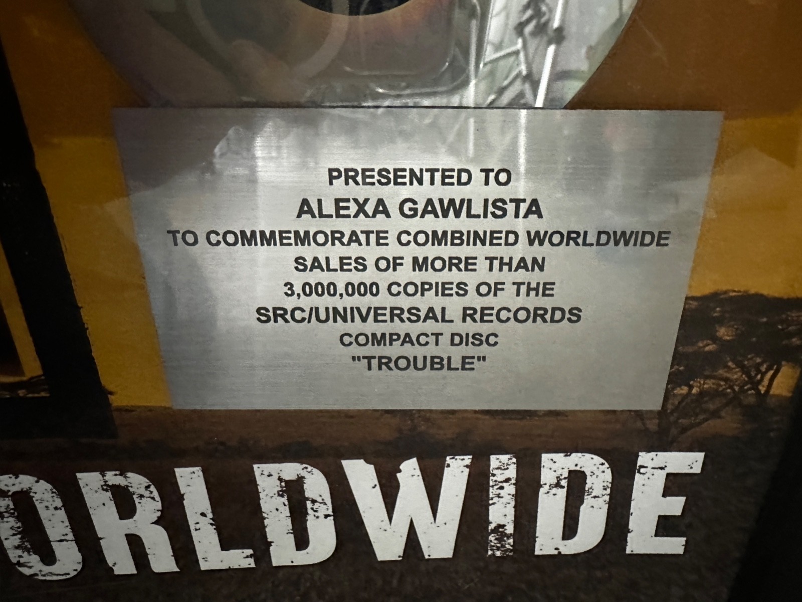 SIGNED AKON “TROUBLE” AWARD 3MILLION SOLD WORLDWIDE 22×20