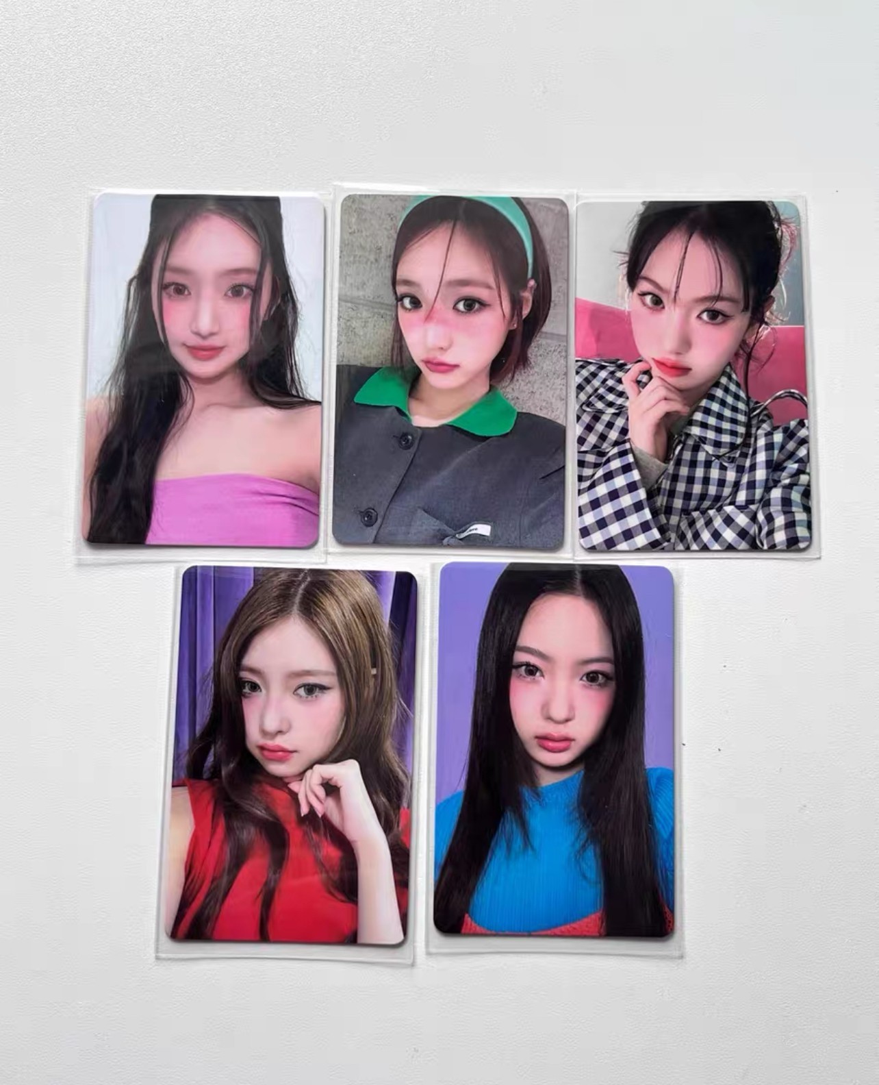 KIIIKIII – 1ST EP UNCUT GEM IDOUSTAGE 2.0 PHOTOCARD OFFICIAL KIIKII