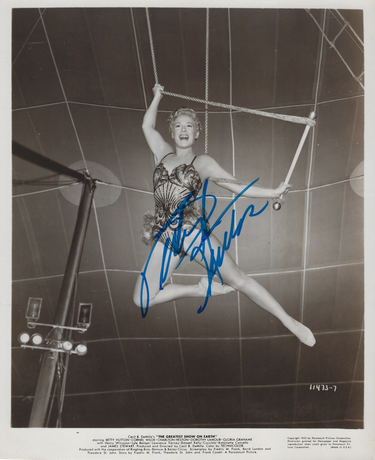 Vintage BETTY HUTTON Signed 8 x 10 Photo The Greatest Show On Earth 1952