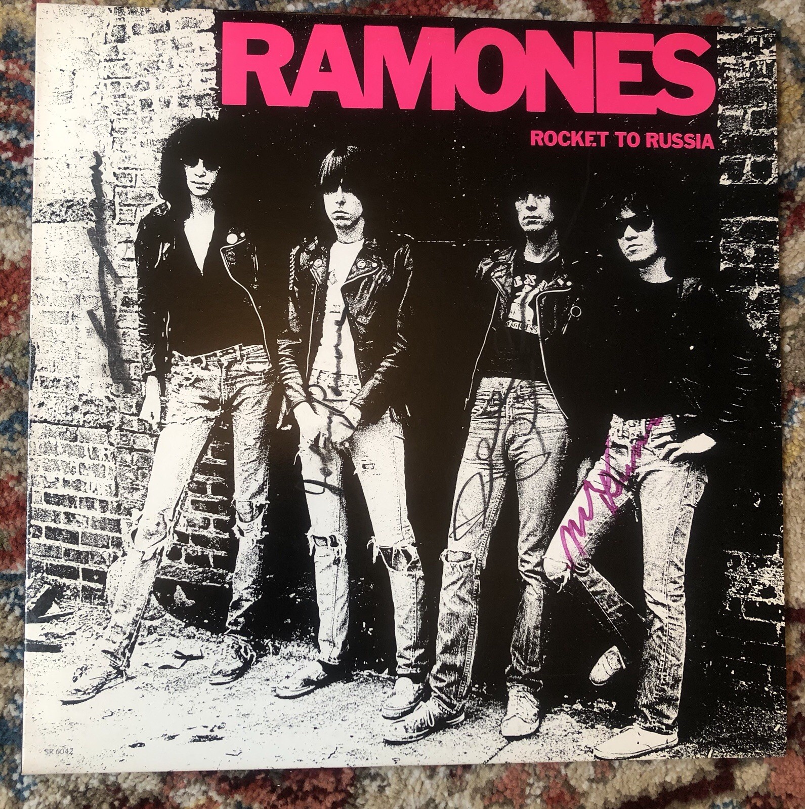 Ramones-Autographed￼- Rocket to Russia 1977 exc plus￼ -Sire 6042-