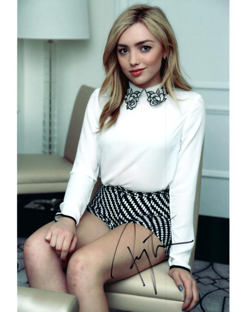 Peyton List 8×10 signed Photo autographed Picture + COA