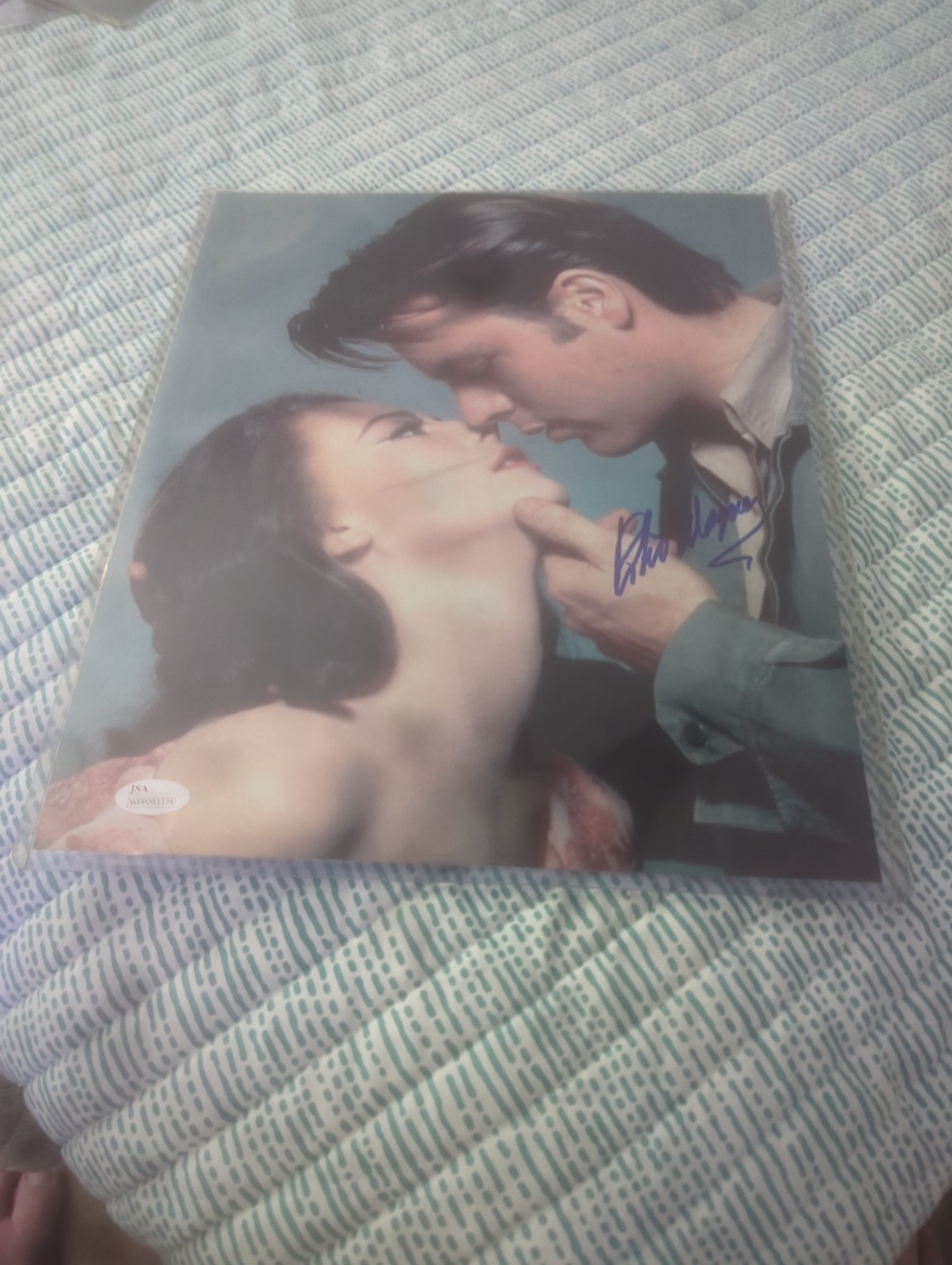 Robert Wagner With Natalie Woods. Autographed by Wagner 14×11 COA Included