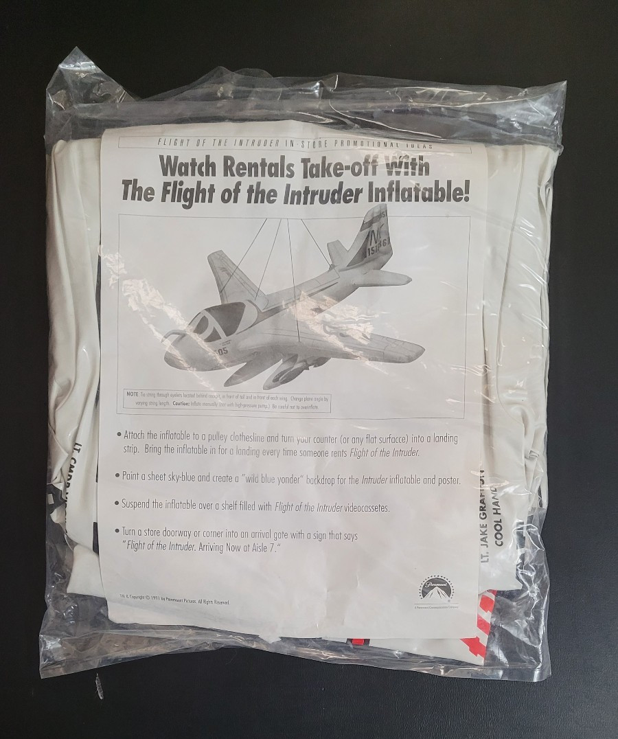 Flight of the Intruder Inflatable Ceiling Hanger – Sealed 1991 Vintage Paramount