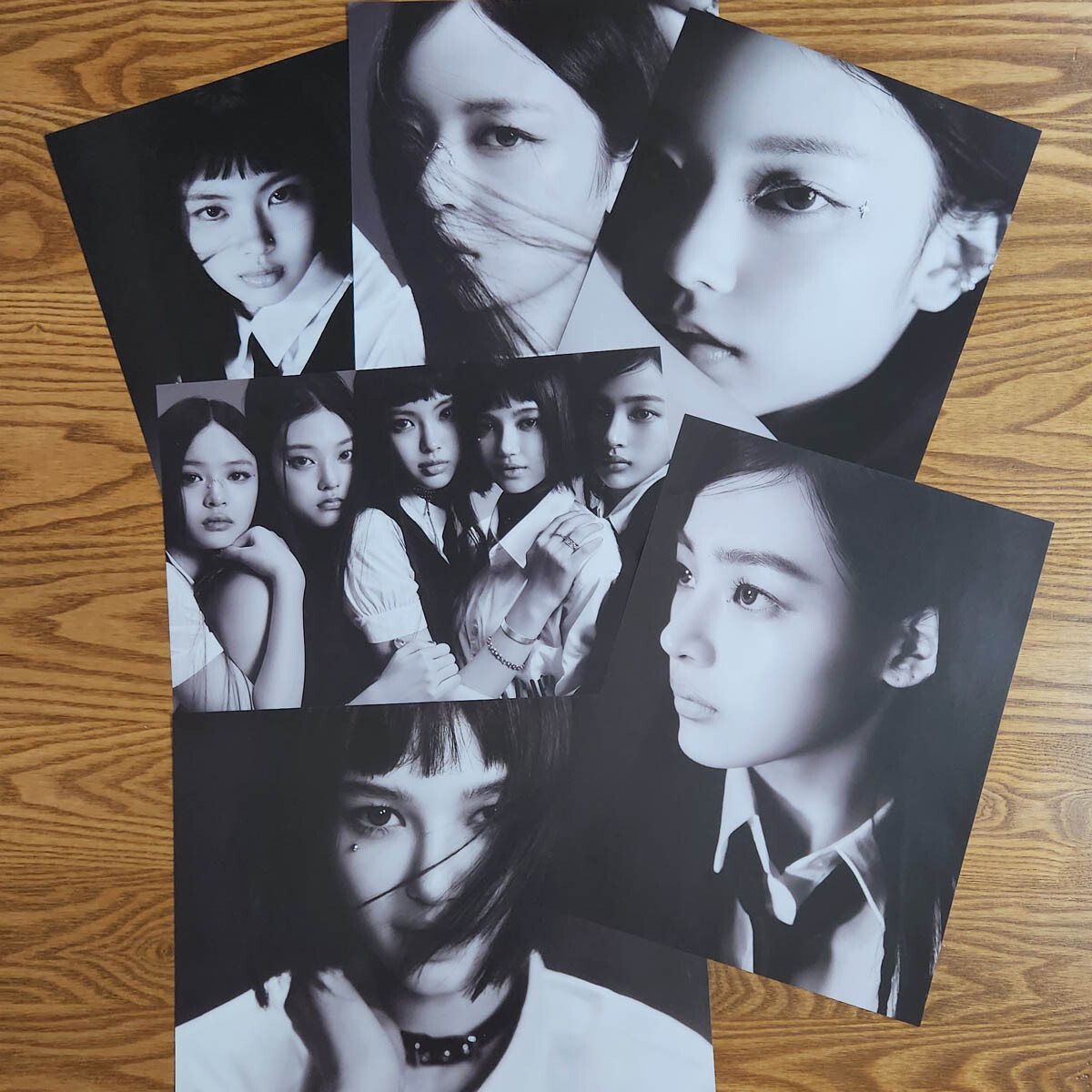 Official Mini Poster 6pcs Set NewJeans 1st EP New Jeans Bluebook Version Genuine