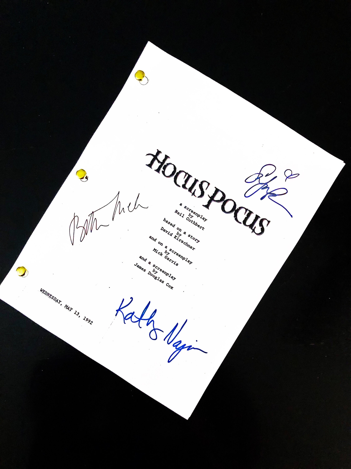 Hocus Pocus ORIGINAL Movie Script Sarah Jessica Parker Bette Midler Kathy Najimy