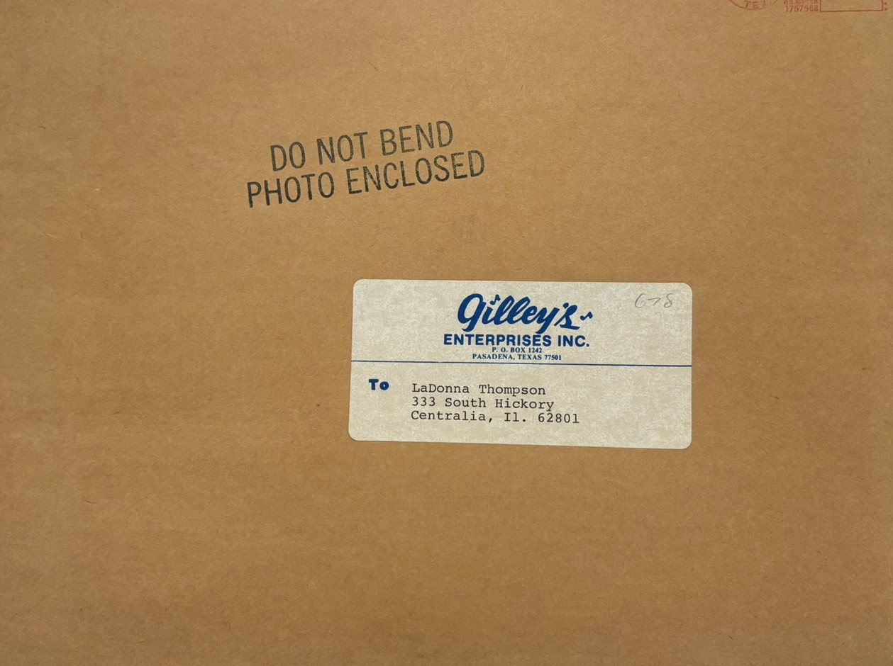 Mickey Gilley Signed Collared Glossy Photo In Original Shipping Envelope