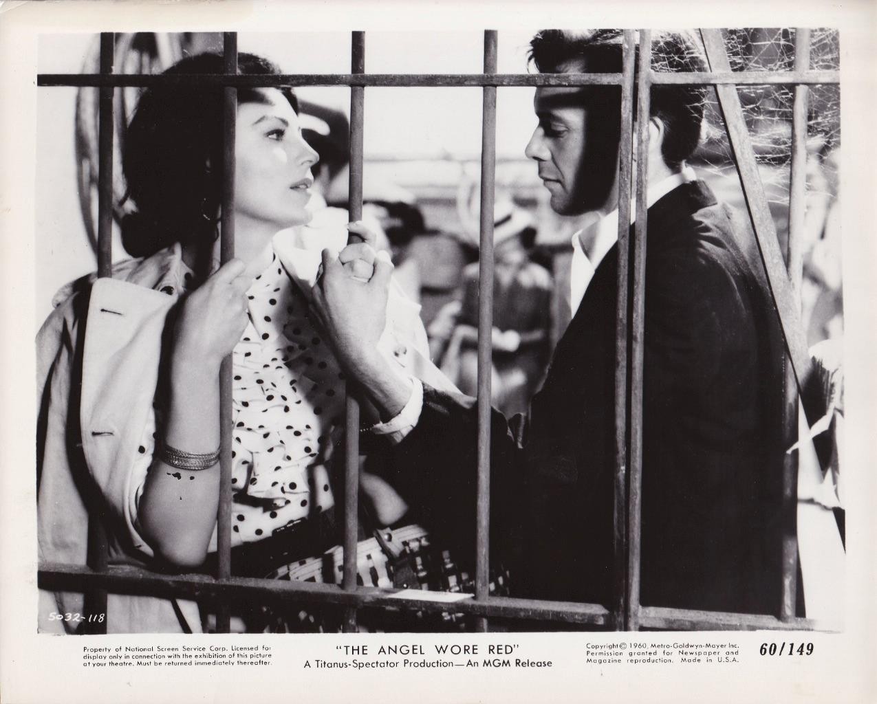 Ava Gardner Dirk Bogarde THE ANGEL WORE RED 1960 original movie photo 48980