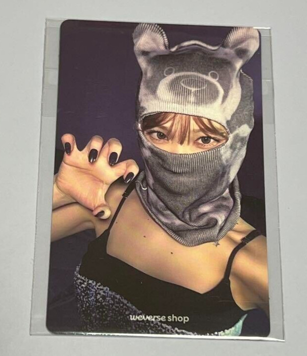 LE SSERAFIM CHAEWON CRAZY Balaclava ver. Photocard PC Tradingcard w/case