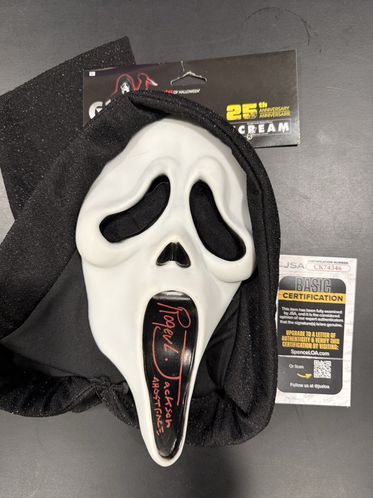 ROGER JACKSON Signed 25th Anniversary GHOSTFACE MASK Autograph SCREAM JSA COA