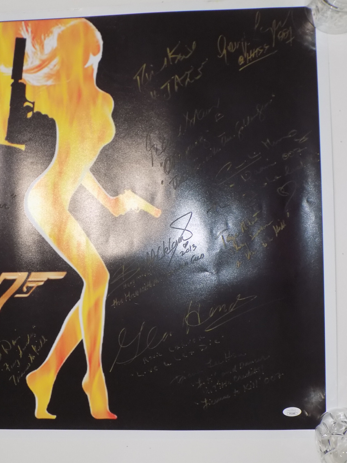 JSA 💎 JAMES BOND Multi Signed BRUCE GLOVER +17 Actors & Actresses 24×32 Poster