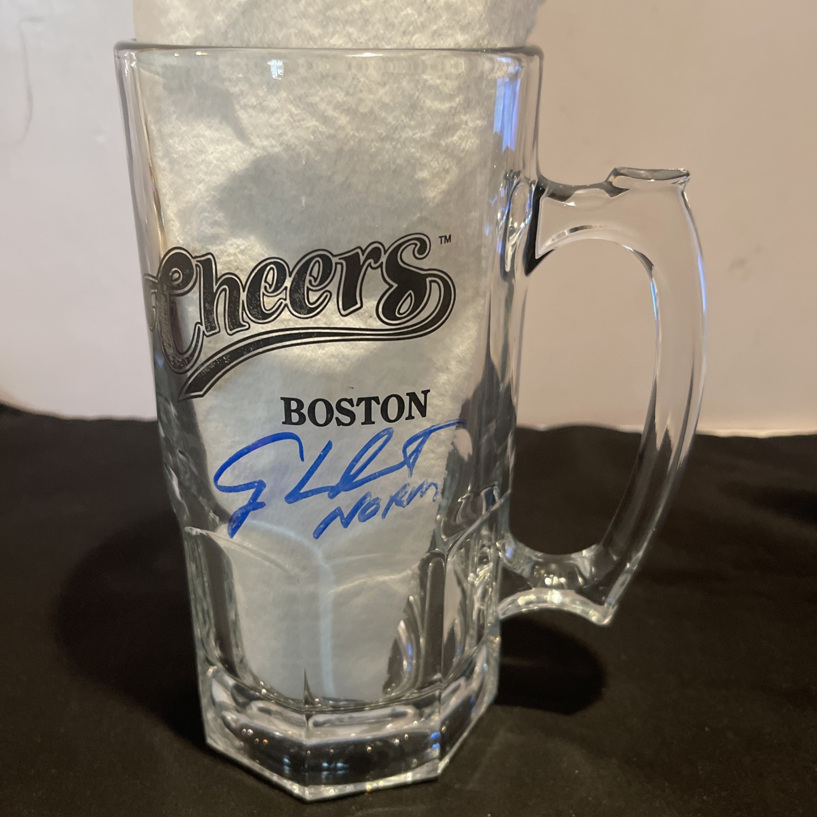 🤩 GEORGE WENDT “NORM” signed CHEERS MUG W/COA As Pictured Very Cool 😍