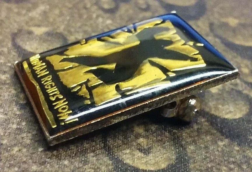 Reebok Human Rights Now Amnesty International Bruce Springsteen vintage pin