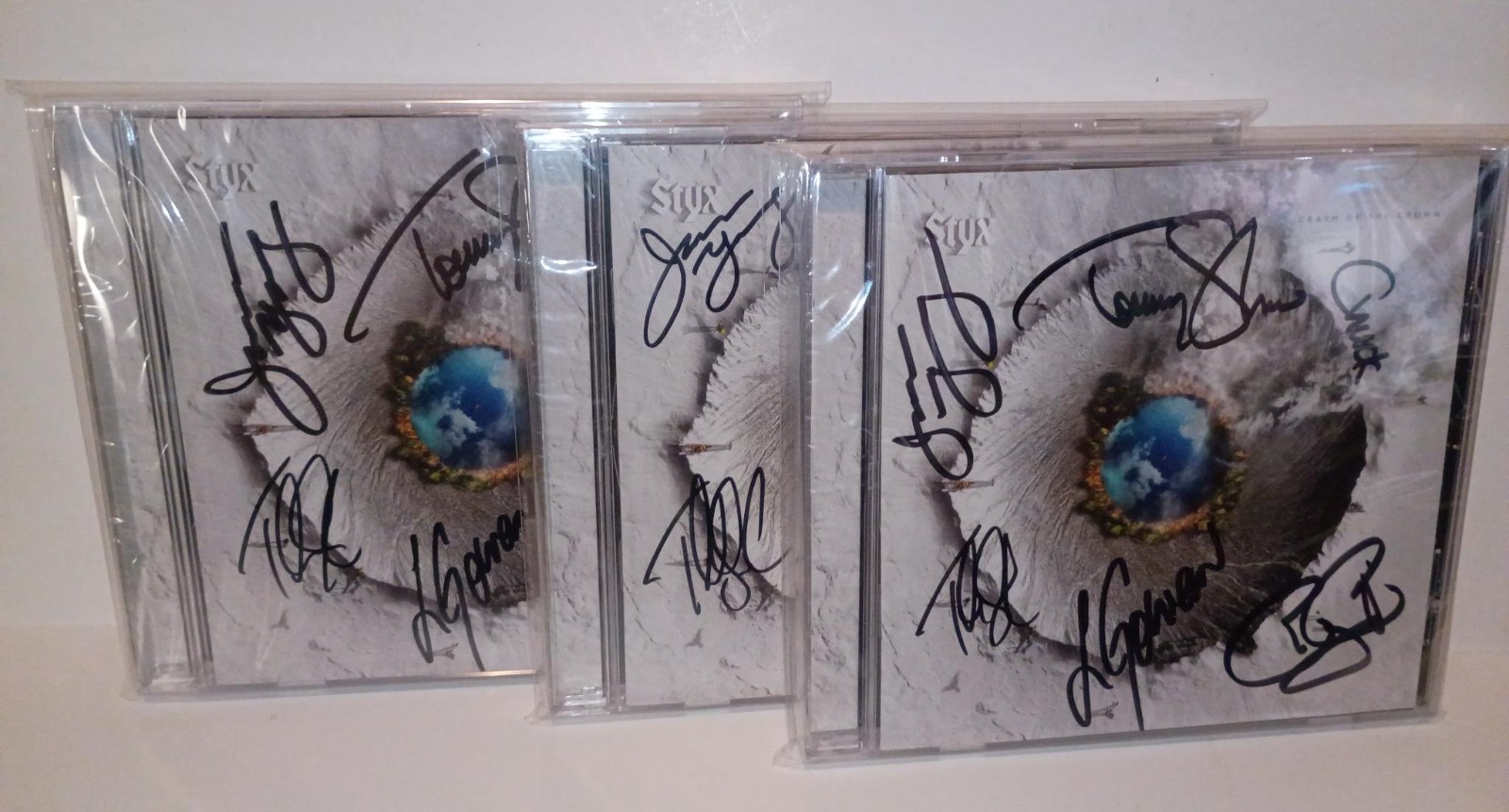 SEALED Styx – Crash Of The Crown – Signed CD Tommy Shaw James Young Autographed