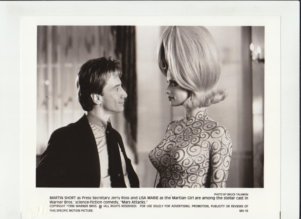 MARS ATTACKS – MOVIE- 18 ORIGINAL PUBLICITY PHOTOS-SEE ALL SCANS 1996
