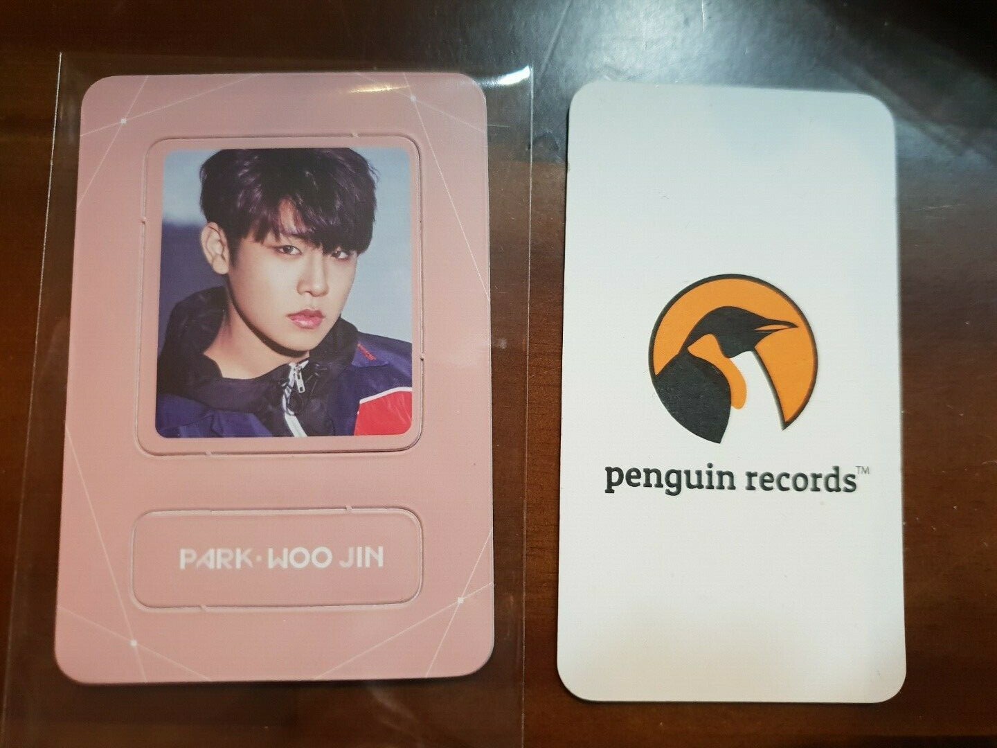 WANNA ONE – 1¡À¥Ö=1 UNDIVIDED PARK WOOJIN MAGNET WANNA ONE VER.