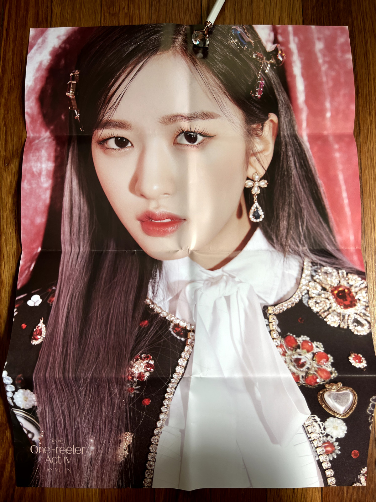 IZ*ONE Heartiz YUJIN set + Photo cards + Poster (FREE US SHIPPING) izone ive