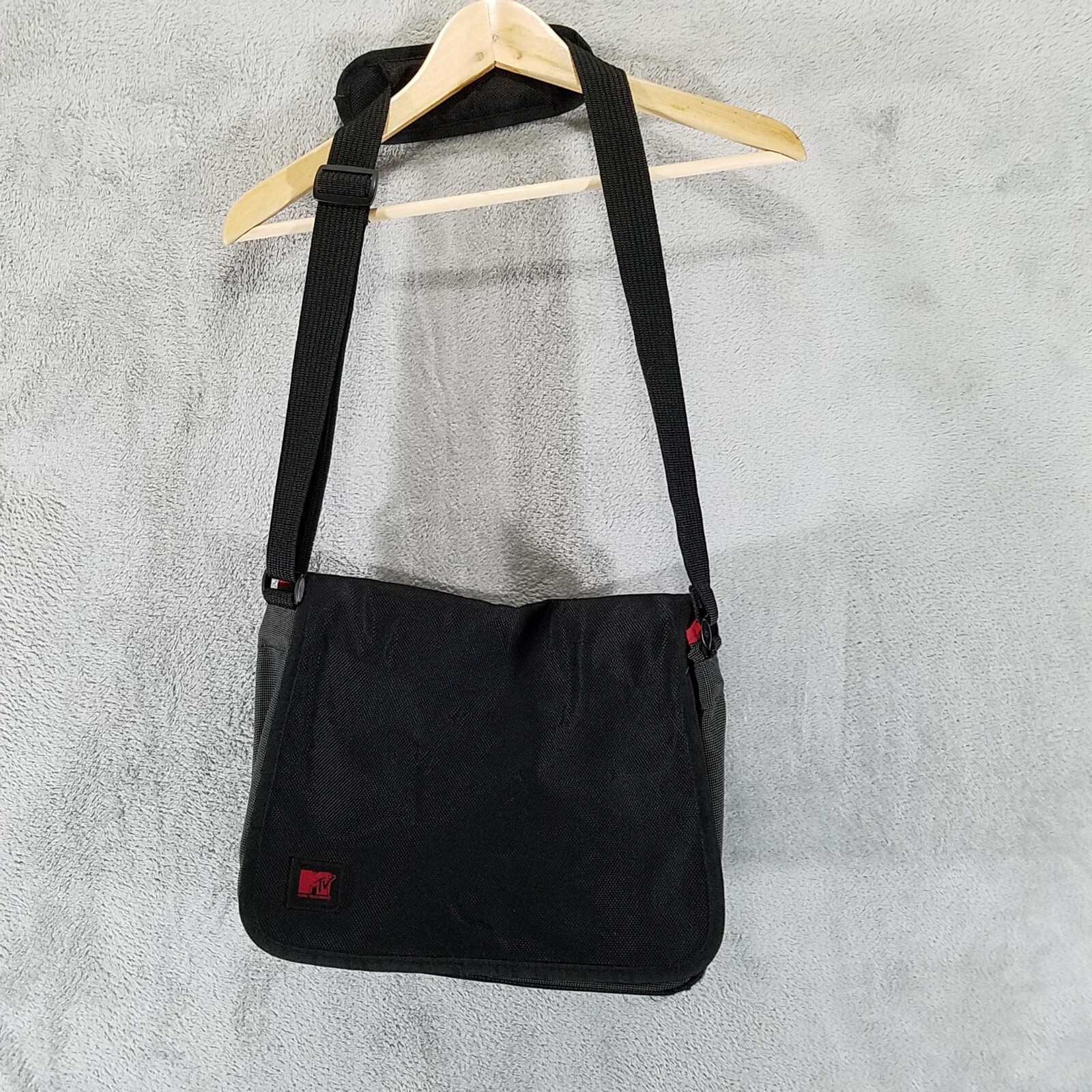 Vintage MTV Messenger Bag Black Gray Red Logo Adjustable Strap Promotional Logo