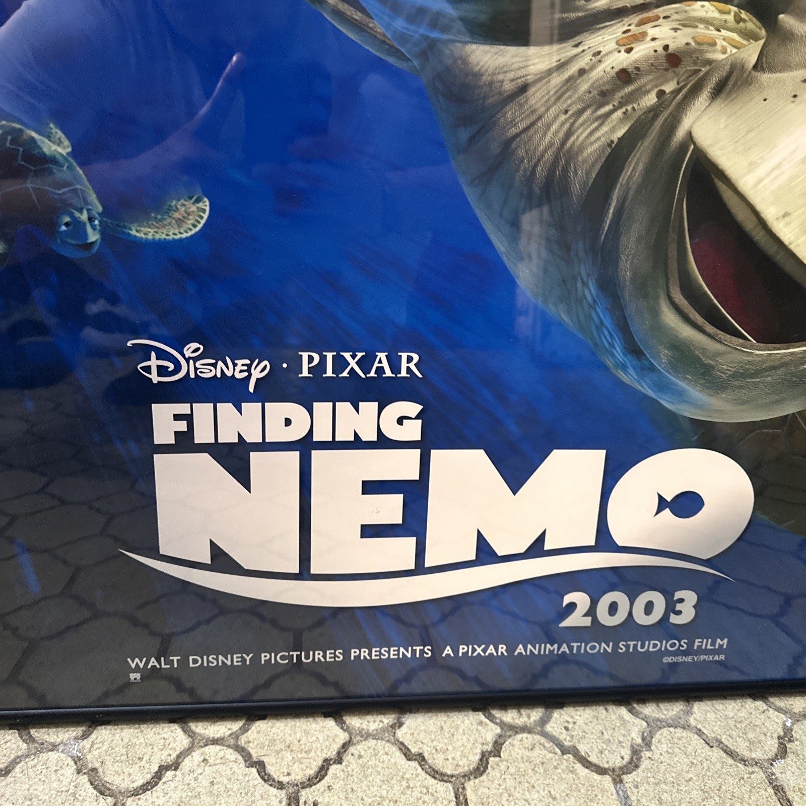 FINDING NEMO MOVIE POSTER Grab Shell Dude ORIGINAL RARE FRAMED 27×40 DISNEY