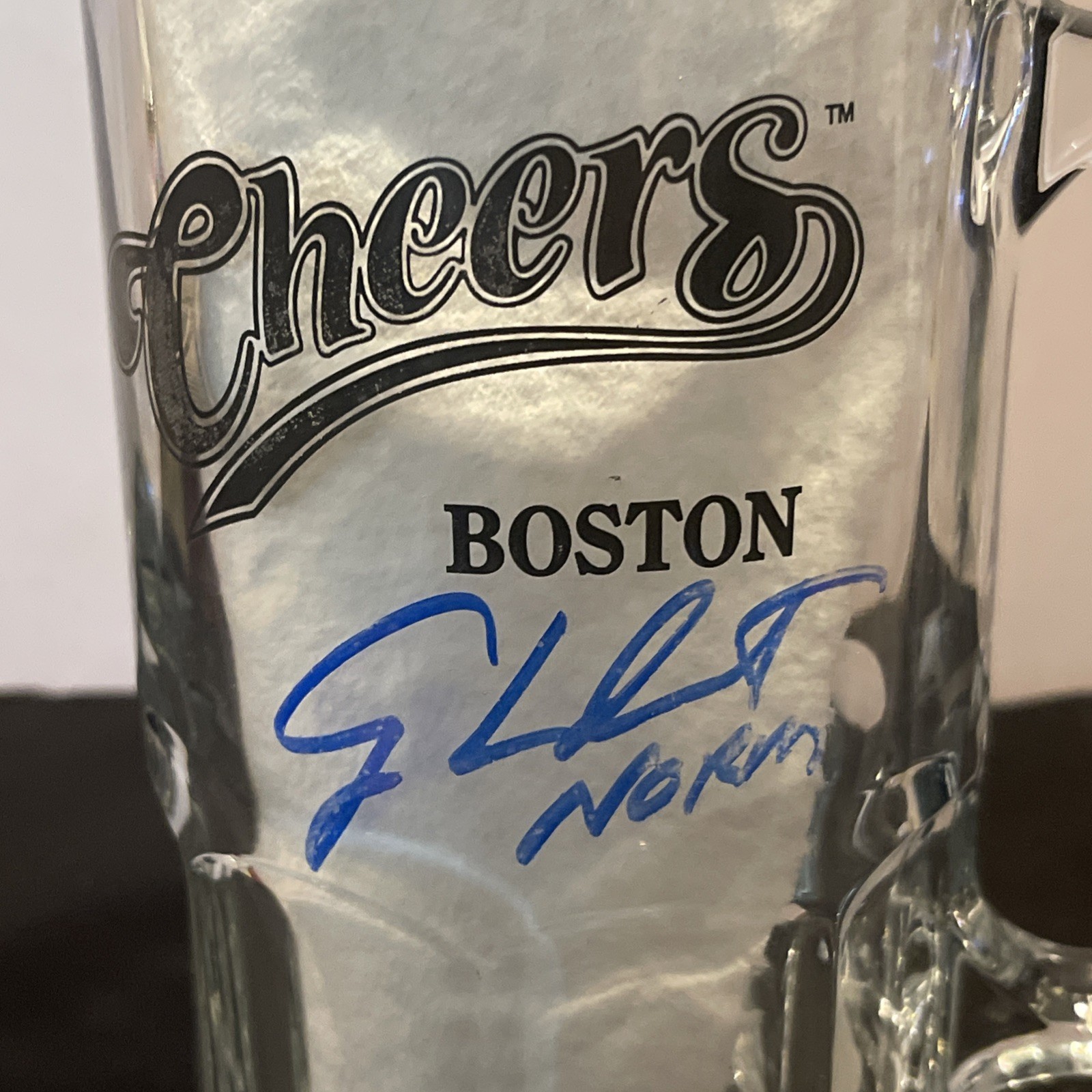 🤩 GEORGE WENDT “NORM” signed CHEERS MUG W/COA As Pictured Very Cool 😍