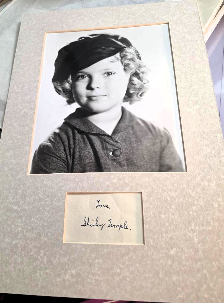 SHIRLEY TEMPLE signed mounted card with 8×10 photo COA