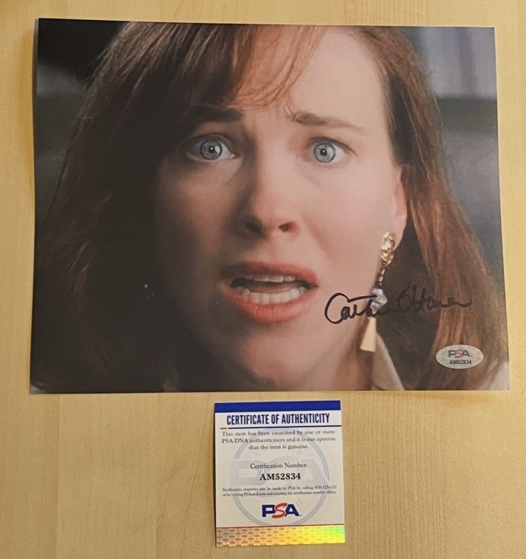 CATHERINE O’HARA HAND SIGNED 8×10 PHOTO ACTRESS AUTOGRAPHED HOME ALONE PSA COA