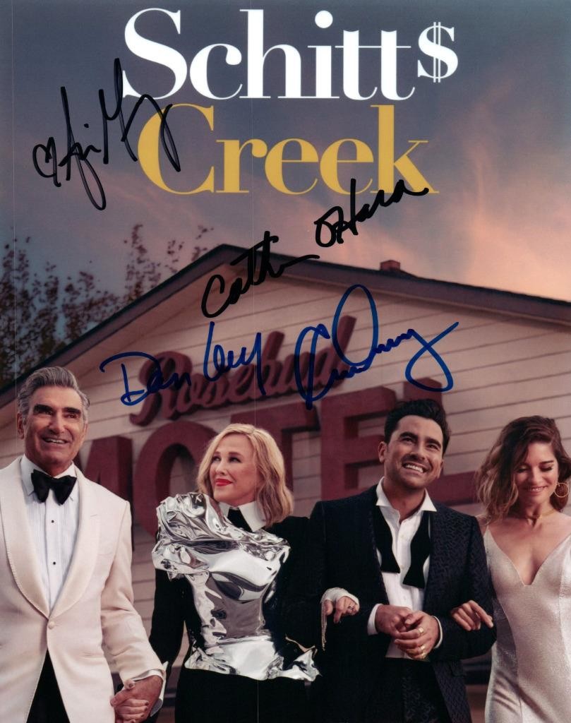 Daniel LEvy Catherine O’Hara Levy Murphy 8×10 Signed Autograph Photo Pict COA
