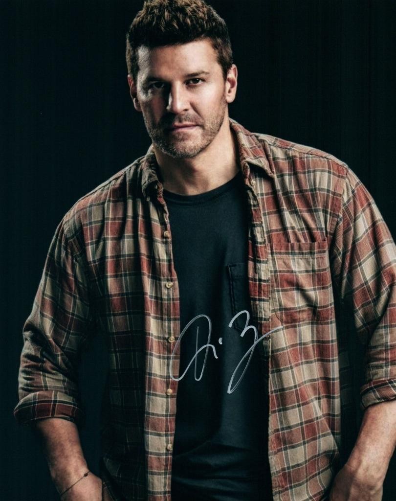David Boreanaz signed 8×10 Picture Photo autographed with COA