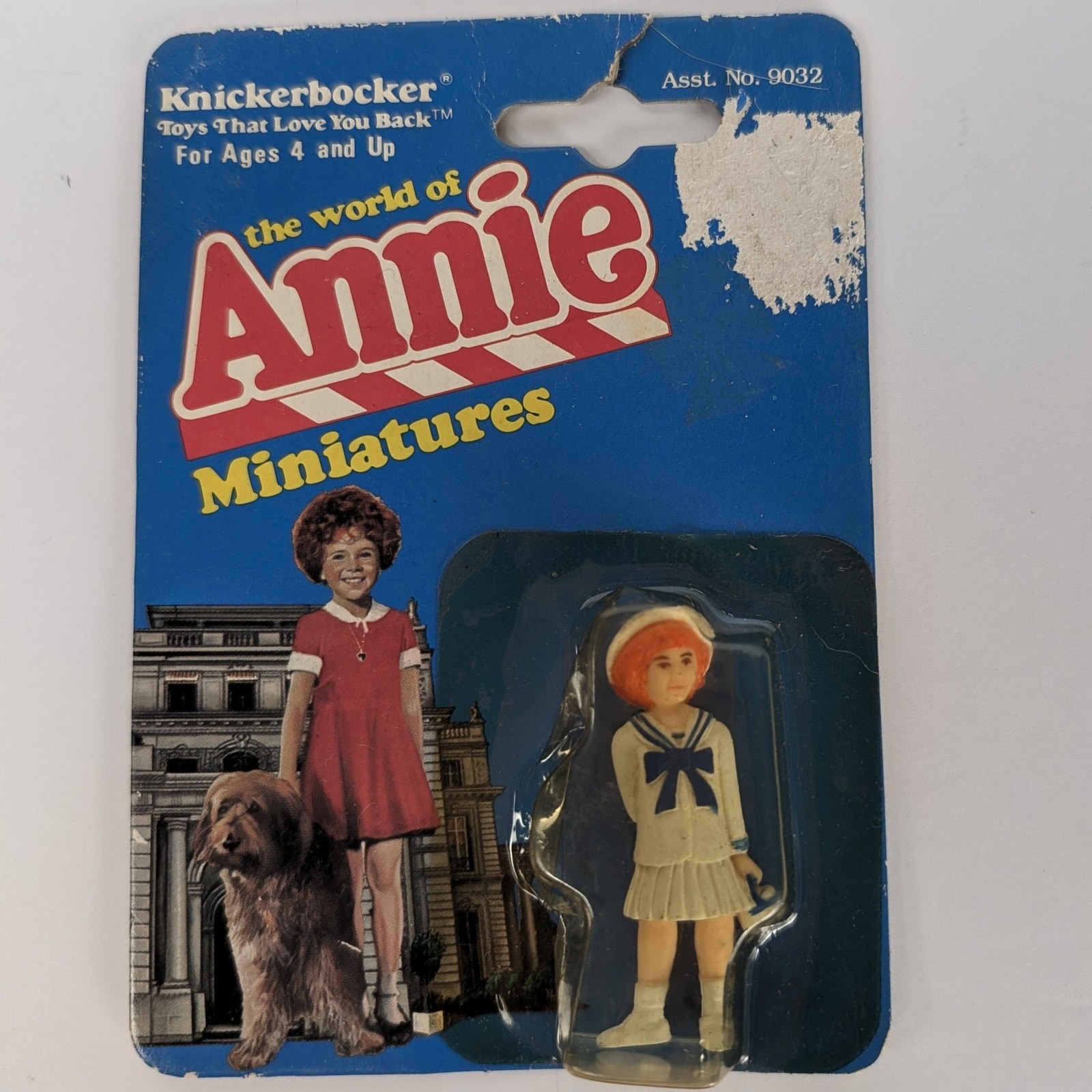 1982 Knickerbocker Annie Miniature Figure (Sailor Dress) Sealed Card Vintage Toy