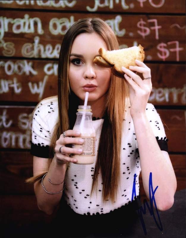 Liana Liberato authentic signed celebrity 8×10 photo W/Cert Autographed A0021