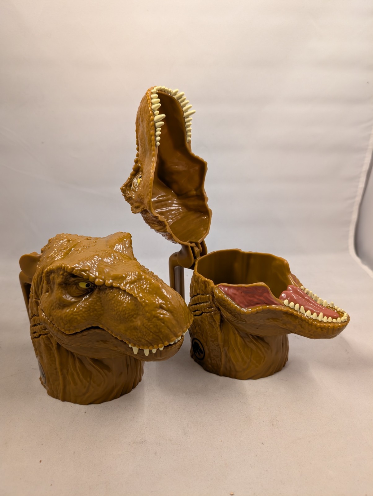 Jurassic Park World T-Rex Dinosaur Head Mug Cup Set of 2 Universal Amblin 8.5oz