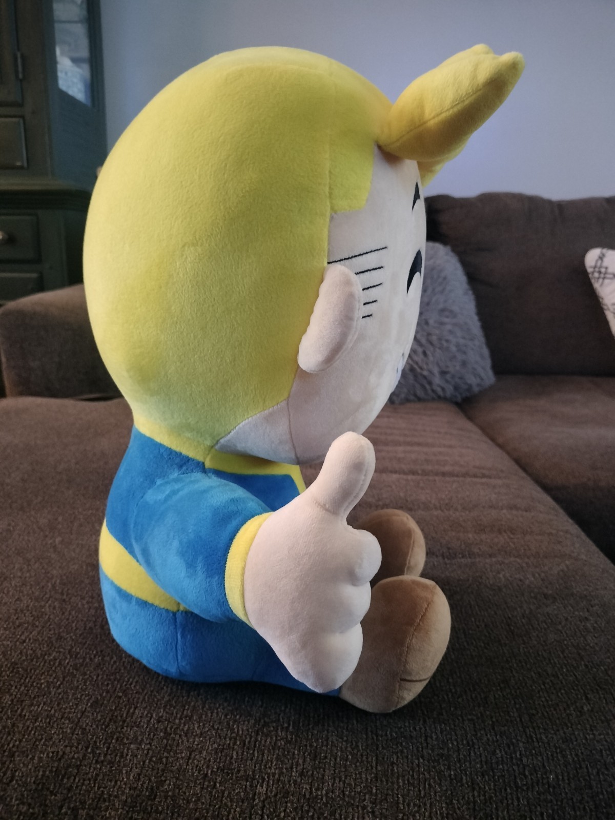 Youtooz Fallout Vault Boy 16″ Plush – Vault 33 Edition – Very Good Condition