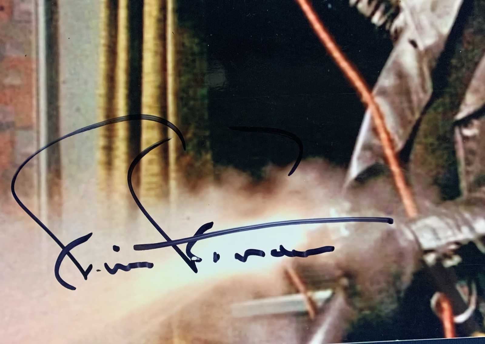 RICHARD ROUNDTREE Autographed SHAFT Glossy 8×10 Photo