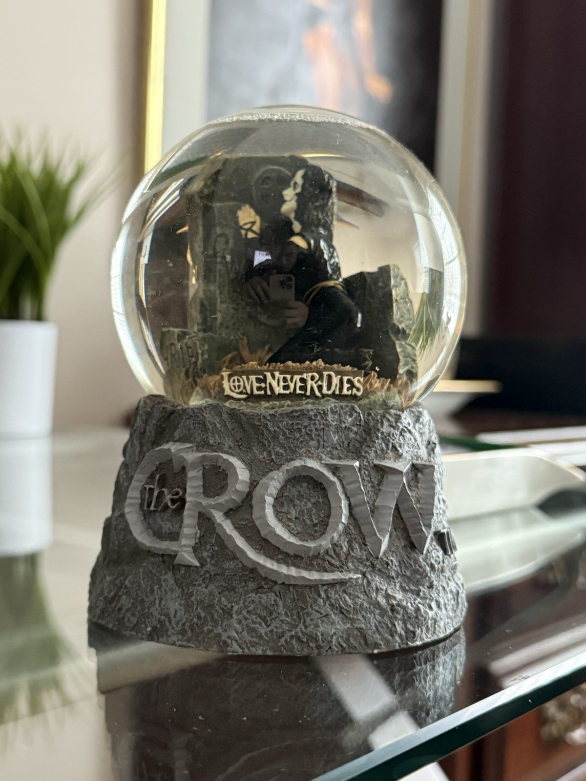 Brandon Lee ‘Love Never Dies’ Snow Globe From the Crow 2002 Movie Collectible