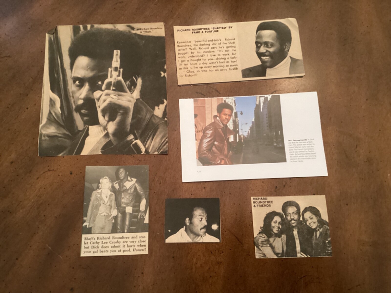 Richard Roundtree Lot Rare Clippings