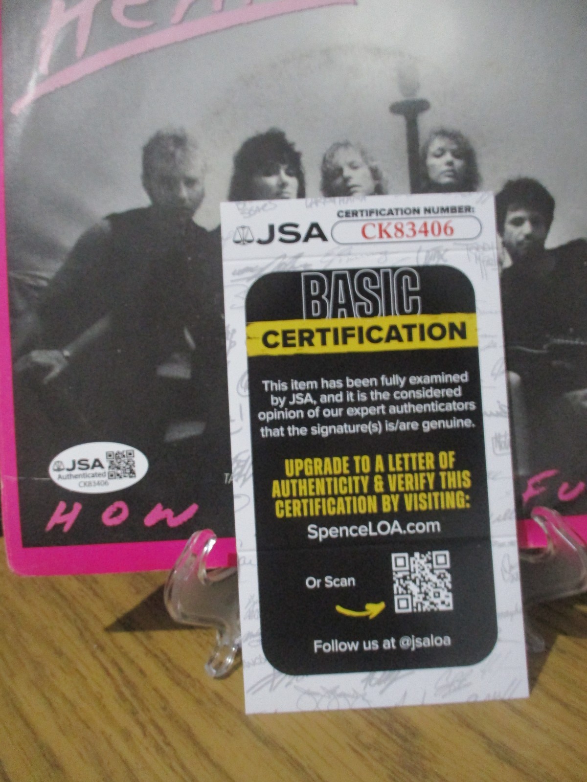 HEART JSA CERTIFIED AUTHENTIC AUTOGRAPHED/SIGNED VINYL 45 ANN & NANCY WILSON