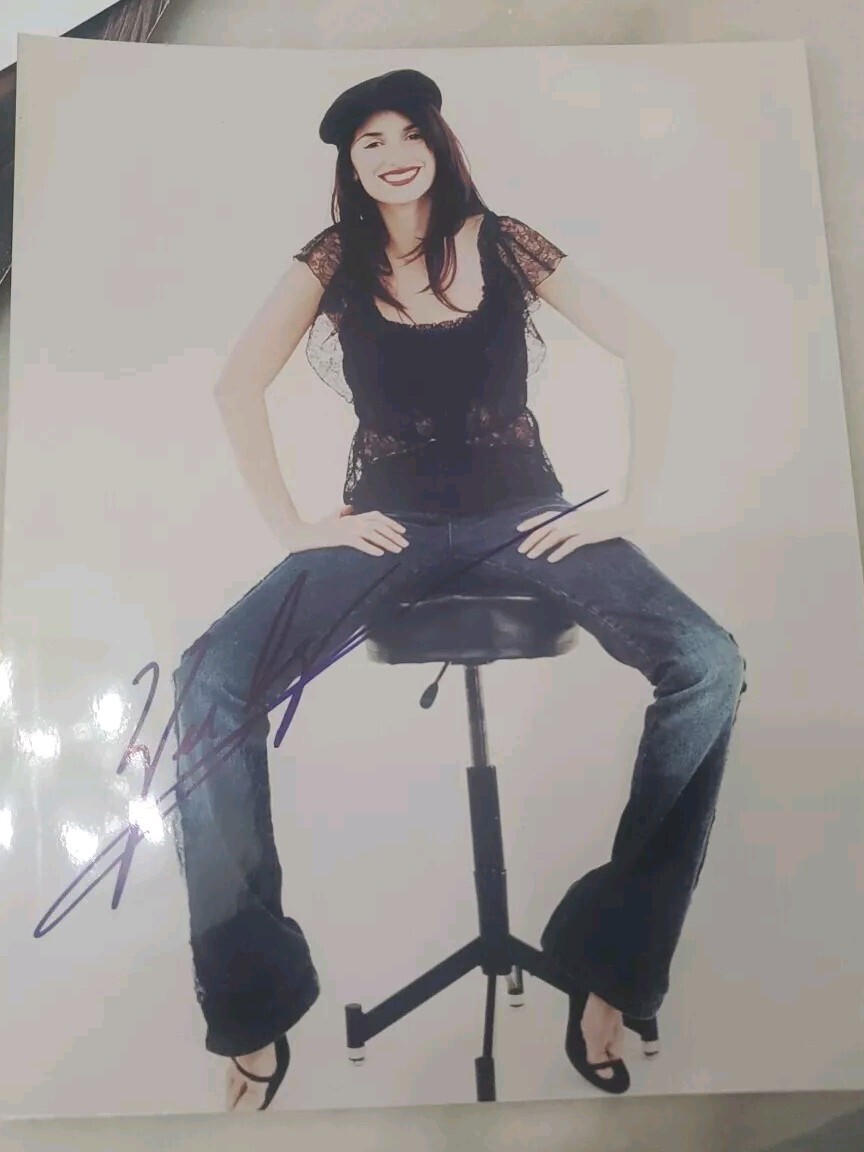 (7) Penelope Cruz hand signed autographed photo (4) 8×10, (1) 8×11, (2) 3.5×4.5