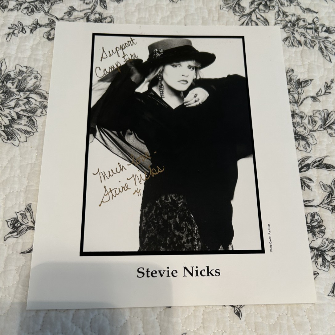 STEVIE NICKS (Fleetwood Mac) Signed 8×10″ Autograph Authentic GENUINE