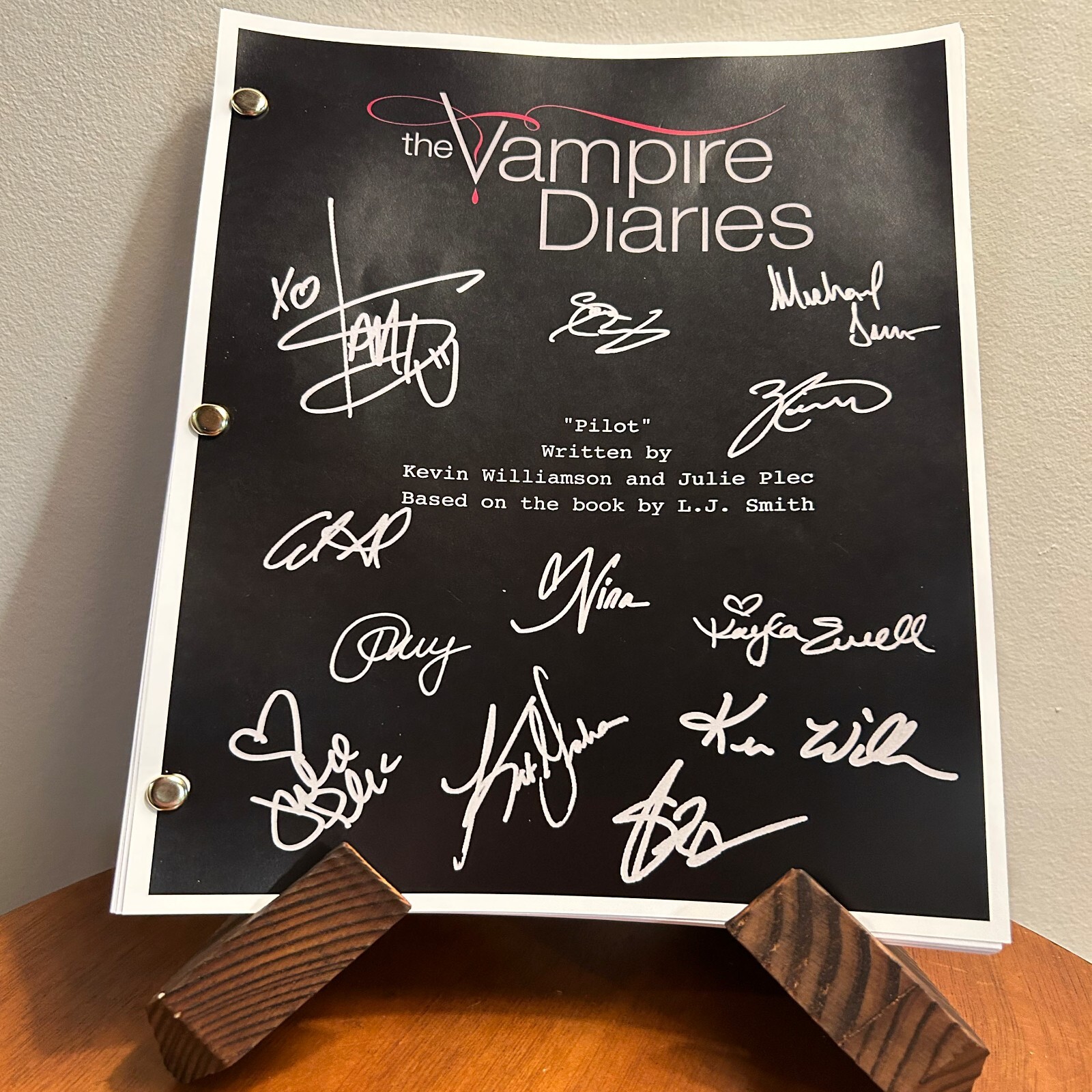 The Vampire Diaries Signed Autographed Reprint Script Full Screenplay Pilot