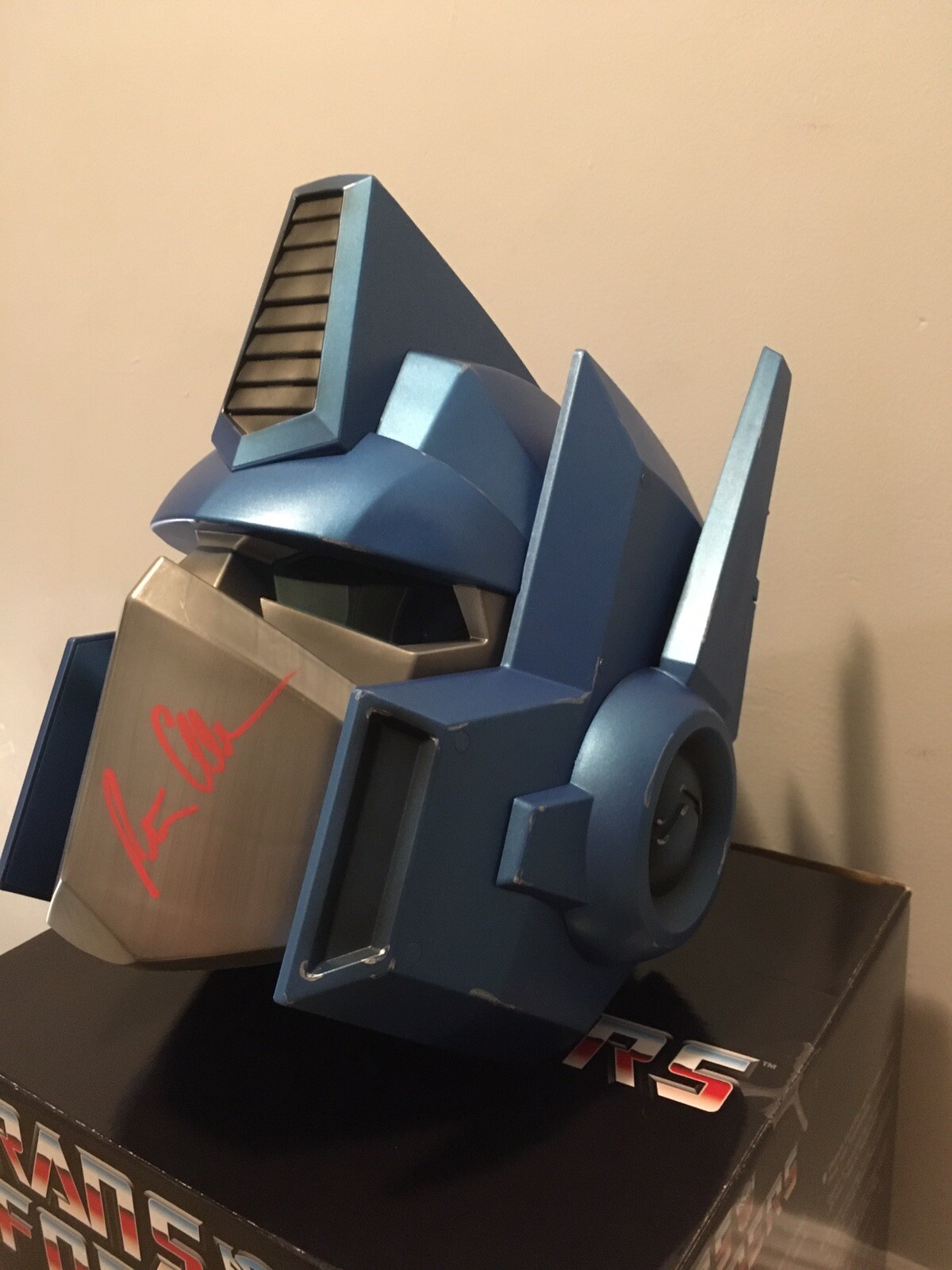 TRANSFORMERS PETER CULLEN SIGNED OPTIMUS PRIME FULL SIZED HELMET! COA JSA