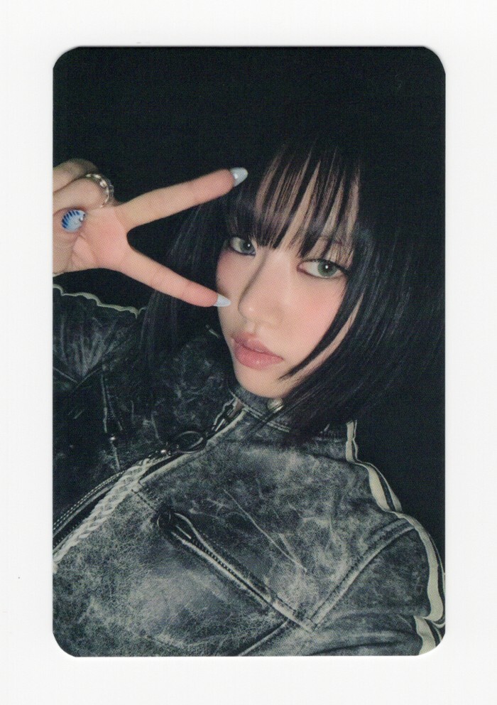 MEOVV – 1st EP MY EYES OPEN VVIDE [POWER STATION] LUCKY DRAW EXCLUSIVE PHOTOCARD