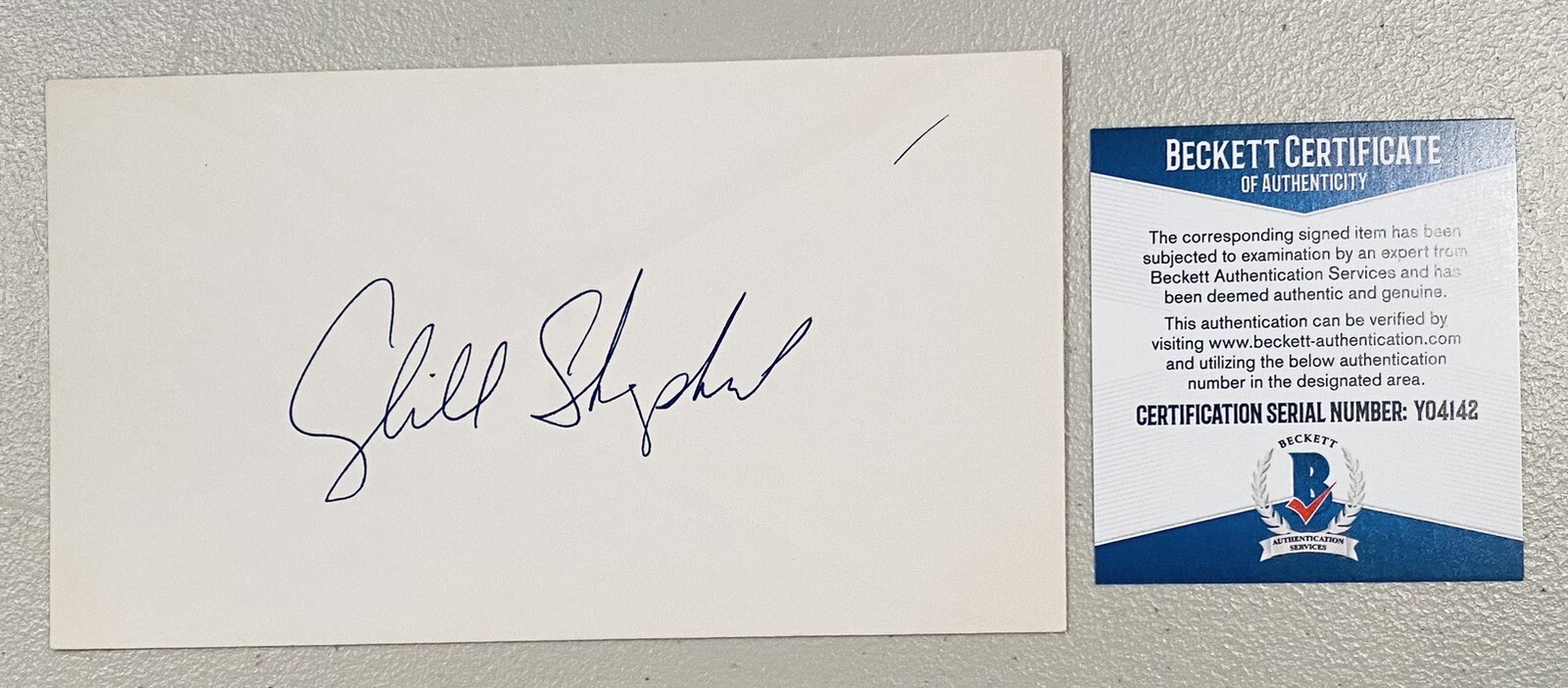 Cybill Shepherd Signed Autographed 3.5 x 6.5 Envelope BAS Beckett Moonlighting