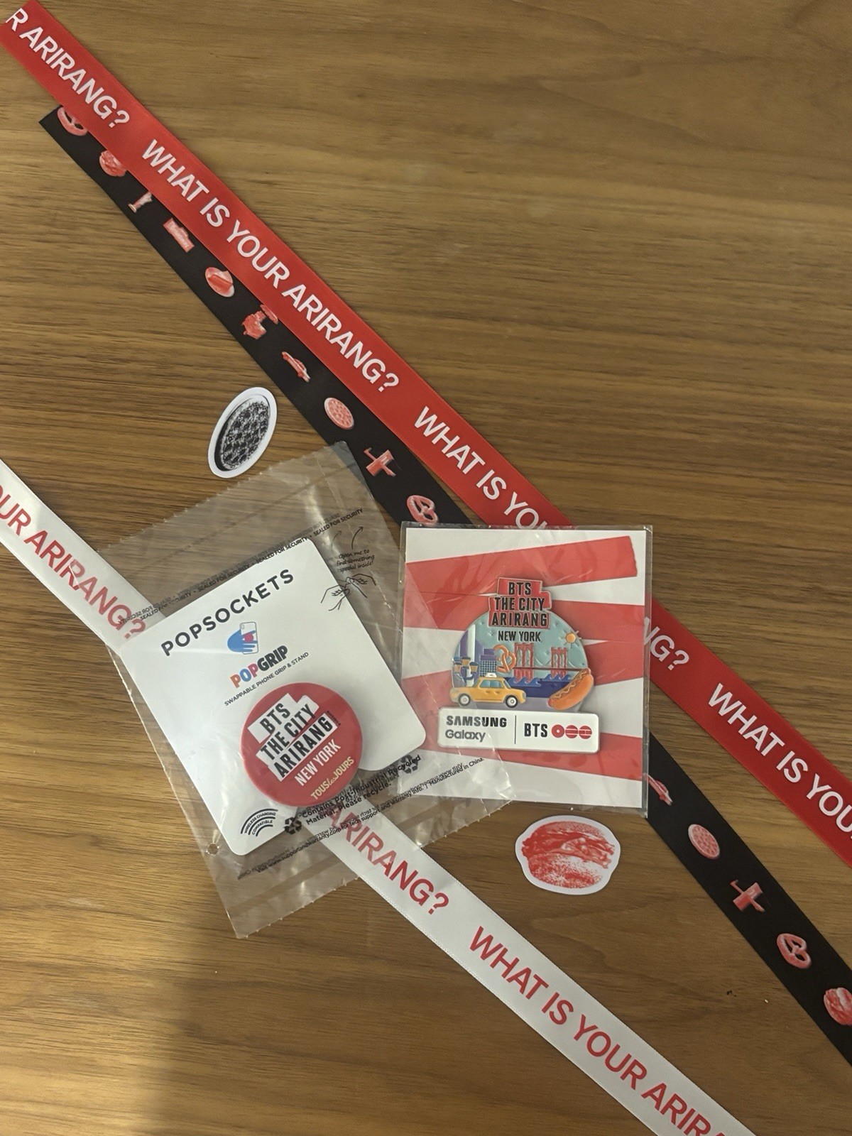 BTS NYC bundle: Samsung pin, popsocket, lightstick accessories