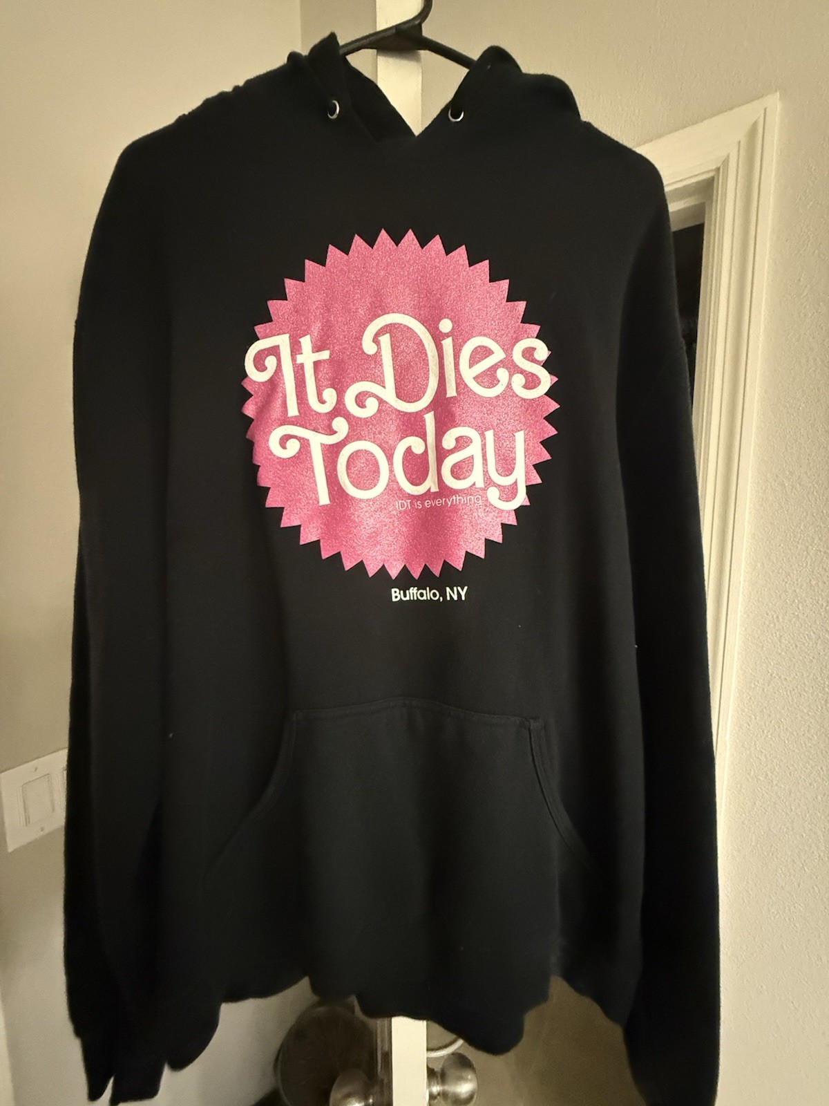 It Dies Today Men’s XL Hoodie