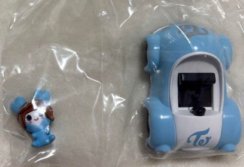 NEW2025 TWICE LOVELYS Pull Back Car Collection Capsule Toy JAPAN LIMITED BANDAI